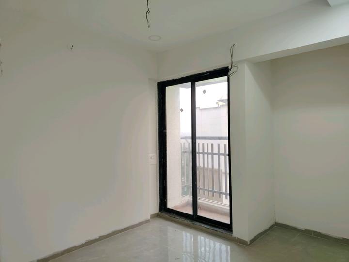 Rajhans Moonstone Main Image 1