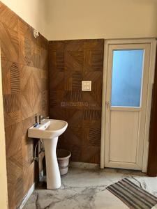Bathroom Image of 1056 Sq.ft 2 BHK Independent House for rent in Mehuwala Dehradun for Rs. 10000