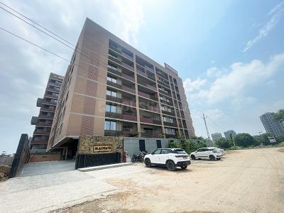 Image of 2772 Sq.ft 3 BHK Apartment / Flat for sale in Science City, Ahmedabad for Rs. 17700000