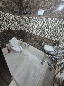 Bathroom Image of 1000 Sq.ft 2 BHK Builder Floor for sale in Ramesh Nagar New Delhi for Rs. 15500000