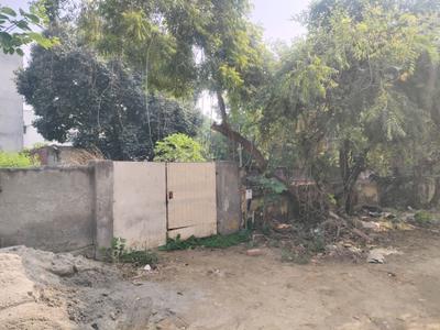 Image of 450 Sq.ft Residential Plot / Land for sale in Gulistanpur, Greater Noida for Rs. 62500000