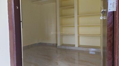 Bedroom Image of 670 Sq.ft 1 BHK Apartment / Flat for rent in Kondapur Hyderabad for Rs. 14500