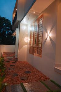 Hall Image of 2500 Sq.ft 4 BHK Independent House for sale in Kizhakkambalam Kochi for Rs. 14500000