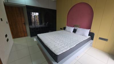 Bedroom Image of 900 Sq.ft 2 BHK Apartment / Flat for rent in Shree Narayan Exotica, Memnagar Ahmedabad for Rs. 45000