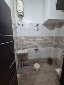 Bathroom Image of 2000 Sq.ft 3 BHK Independent House for rent in Shankar Nagar Raipur for Rs. 45000