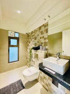 Bathroom Image of 1007 Sq.ft 2 BHK Apartment / Flat for sale in Agarpara Kolkata for Rs. 7650000