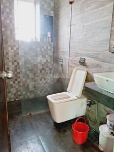 Bathroom Image of 1300 Sq.ft 3 BHK Apartment / Flat for sale in Bianca Apartments, Andheri West Mumbai for Rs. 59000000