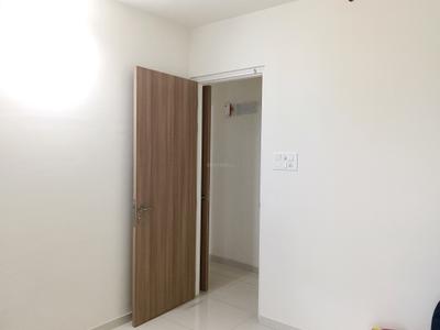 Bedroom Image of 650 Sq.ft 2 BHK Apartment / Flat for rent in Godrej Emerald, Kasarvadavali Thane for Rs. 26643