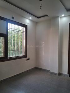 Bedroom Image of 1000 Sq.ft 3 BHK Builder Floor for rent in Sector 24 Rohini New Delhi for Rs. 30000