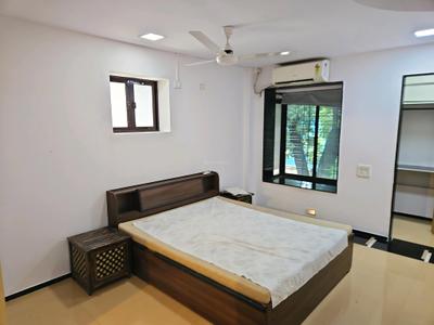 Bedroom Image of 1000 Sq.ft 2 BHK Apartment / Flat for rent in Mahim Mumbai for Rs. 122500