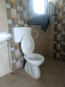 Common Bathroom Image of 1050 Sq.ft 2 BHK Apartment / Flat for rent in Arihant Anaika, Taloja Navi Mumbai for Rs. 12200