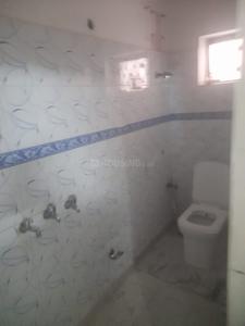Bathroom Image of 450 Sq.ft 1 RK Builder Floor for rent in Janakpuri New Delhi for Rs. 17000