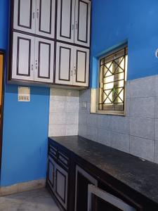 Kitchen Image of 850 Sq.ft 2 BHK Builder Floor for rent in Salt Lake City Kolkata for Rs. 24000