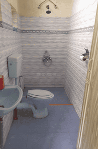 Bathroom Image of 2014 Sq.ft 5 BHK Independent House for sale in Birati Kolkata for Rs. 12000000
