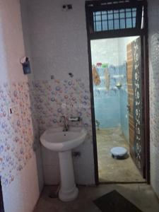Bathroom Image of 1130 Sq.ft 1 BHK Farm House for sale in Abbasi Rao Millat Home, Lisari Meerut for Rs. 3500000