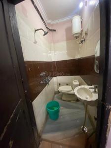 Image of 400 Sq.ft 1 RK Builder Floor for rent in Nawada, New Delhi for Rs. 11000