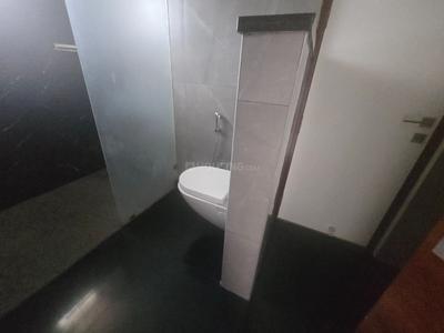 Bathroom Image of 1500 Sq.ft 3 BHK Apartment / Flat for rent in Vaishnavi Oasis, Konanakunte Bengaluru for Rs. 45000