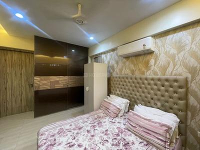 Bedroom Image of 1526 Sq.ft 3 BHK Apartment / Flat for sale in Hiranandani Maitri Park, Chembur Mumbai for Rs. 45000000