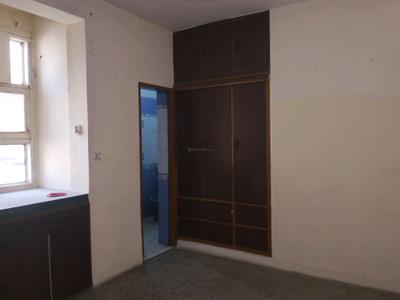 Bedroom Image of 1050 Sq.ft 2 BHK Apartment / Flat for sale in Vikaspuri New Delhi for Rs. 12500000