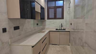Kitchen Image of 910 Sq.ft 2 BHK Builder Floor for sale in Paschim Vihar New Delhi for Rs. 13700000
