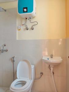Bedroom Two Image of 800 Sq.ft 3 BHK Apartment / Flat for rent in Pyramid Infinity, Sector 70A Gurgaon for Rs. 38000