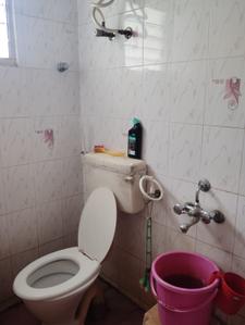 Bathroom Image of 892 Sq.ft 2 BHK Apartment / Flat for sale in Kodambakkam Chennai for Rs. 10700000