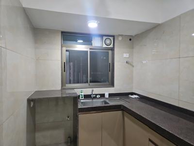 Kitchen Image of 800 Sq.ft 2 BHK Apartment / Flat for rent in Worli Mumbai for Rs. 125001
