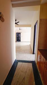 Image of 1950 Sq.ft 3 BHK Apartment / Flat for rent in Mahagun Mansion Phase 1 and 2, Indirapuram, Ghaziabad for Rs. 39000