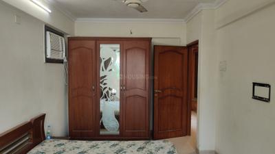 Bedroom Image of 900 Sq.ft 2 BHK Apartment / Flat for rent in Khar West Mumbai for Rs. 109000