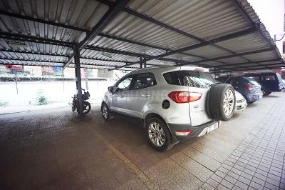 Parking Area Image of 1502 Sq.ft 3 BHK Apartment / Flat for sale in Kondhwa Pune for Rs. 11000000