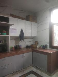 Kitchen Image of 500 Sq.ft 1 BHK Builder Floor for rent in Greater Kailash II New Delhi for Rs. 31500
