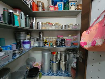 Kitchen Image of 2430 Sq.ft 4 BHK Apartment / Flat for sale in Prahlad Nagar Ahmedabad for Rs. 32200000