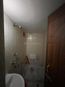 Bathroom Image of 1500 Sq.ft 3 BHK Apartment / Flat for rent in Ashiana Digha Road Patna for Rs. 25000