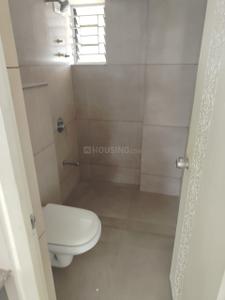 Bathroom Image of 1000 Sq.ft 2 BHK Apartment / Flat for rent in Darshanam Seltosa, Sevasi Vadodara for Rs. 13000