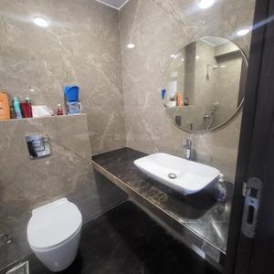 Bathroom Image of 1100 Sq.ft 3 BHK Apartment / Flat for rent in DLH The Park Residences Phase 1, Andheri West Mumbai for Rs. 190000
