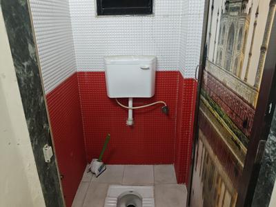 Bathroom Image of 550 Sq.ft 1 BHK Apartment / Flat for rent in Vashi Navi Mumbai for Rs. 32500