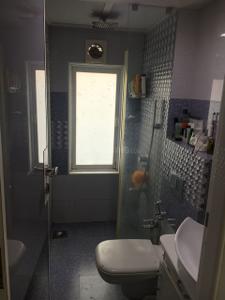 Bathroom Image of 600 Sq.ft 2 BHK Apartment / Flat for sale in Malabar Hill Mumbai for Rs. 35000000