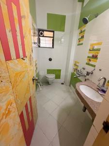 Bathroom Image of 1950 Sq.ft 4 BHK Villa for rent in Civil Lines Nagpur for Rs. 36000