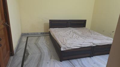 Bedroom Image of 2000 Sq.ft 2.5 BHK Builder Floor for rent in Kamal Nagar Muzaffarnagar for Rs. 18000
