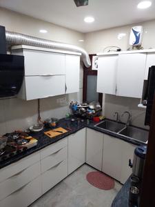 Kitchen Image of 1350 Sq.ft 3 BHK Builder Floor for rent in Shalimar Bagh New Delhi for Rs. 49000
