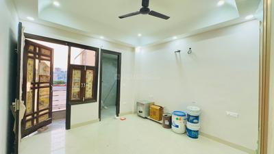 Bedroom Image of 2000 Sq.ft 3 BHK Builder Floor for rent in Sector 23A Gurgaon for Rs. 42000