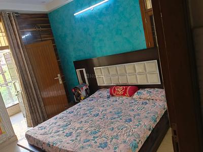 Bedroom Image of 1100 Sq.ft 3 BHK Builder Floor for sale in Vaishali Ghaziabad for Rs. 14000000