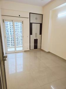 Hall Image of 1250 Sq.ft 2.5 BHK Apartment / Flat for sale in Mahagun Moderne, Sector 78 Noida for Rs. 17200000