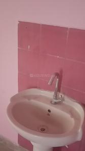 Bathroom Image of 1300 Sq.ft 3 BHK Apartment / Flat for rent in Piska More Ranchi for Rs. 15000