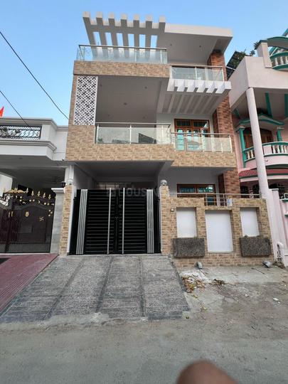 Viraj Khand, Gomti Nagar Main Image 1