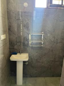 Bathroom Image of 1500 Sq.ft 2 BHK Builder Floor for rent in Haldwani Nainital for Rs. 16999