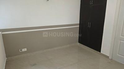 Bedroom Image of 824 Sq.ft 2 BHK Apartment / Flat for sale in Paras Tierea, Sector 137 Noida for Rs. 7400000