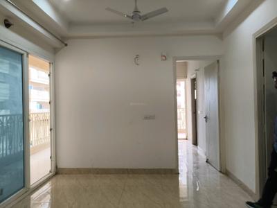 Living Room Image of 1075 Sq.ft 2 BHK Apartment / Flat for rent in Gaur City 7th Avenue, Noida Extension Greater Noida for Rs. 24000