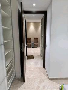 Image of 700 Sq.ft 1 BHK Apartment / Flat for sale in Hiranandani Regent Hill A B C D And E Wing, Andheri East, Mumbai for Rs. 15900000