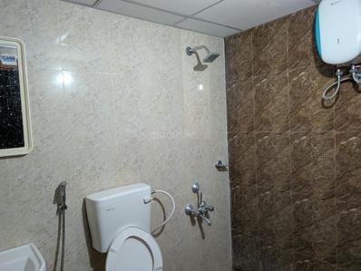 Bathroom Image of 1533 Sq.ft 3 BHK Apartment / Flat for rent in Avadi Chennai for Rs. 30000
